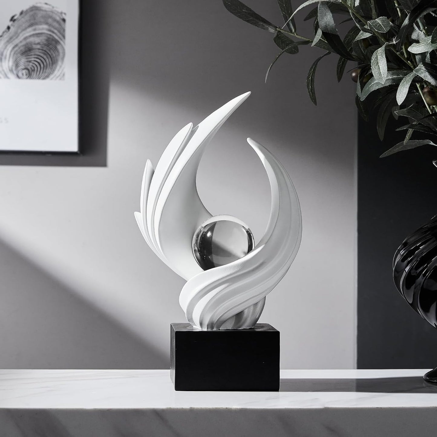 Stunning Modern White Abstract Resin Sculpture - Elegant Table Decor for Living Room, Office, and More