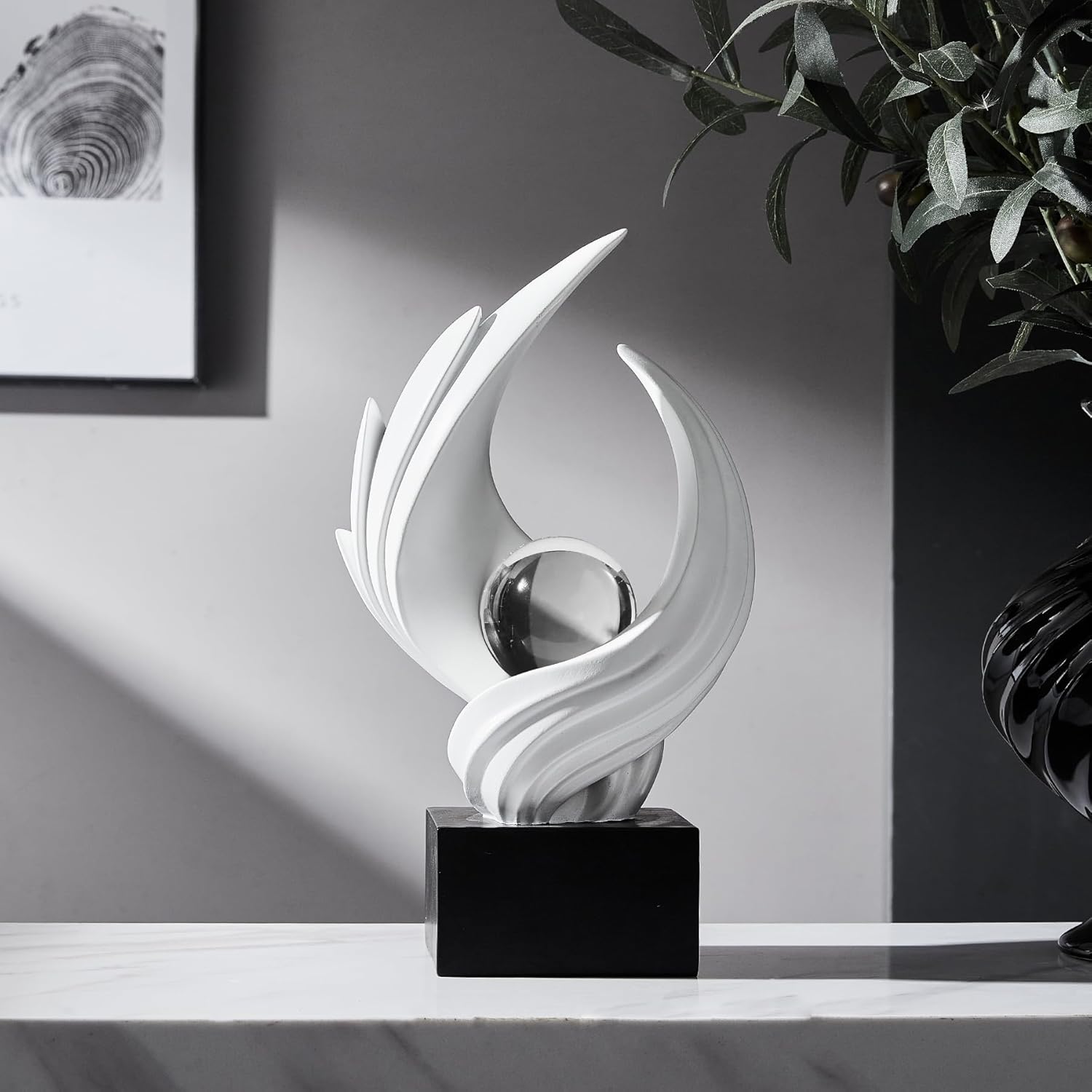 Stunning Modern White Abstract Resin Sculpture - Elegant Table Decor for Living Room, Office, and More